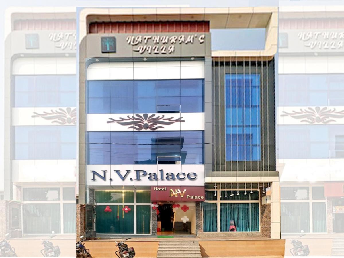 Nv Palace Hotel Vrindávan Kültér fotó